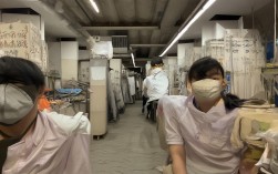 基于您提供的内容，这里是一个简洁且SEO友好的疑问标题，，黄果树瀑布一日游如何感受亚洲第一瀑与黔中魅力？，理由说明，，核心关键词前置， 将最重要的搜索关键词黄果树瀑布一日游放在标题开头，最利于SEO抓取和用户搜索匹配。，突出核心亮点， 直接点出亚洲第一瀑这个最具吸引力的独特卖点。，包含地域特色， 黔中魅力清晰点出安顺的地域文化特色，是标题的加分项。，疑问句式吸引点击， 使用如何感受的疑问句式，能引发读者好奇心和点击欲。，简洁精炼， 标题控制在合理长度内，信息明确，没有冗余词汇。