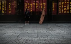根据您的要求，直接生成的简洁、SEO友好的疑问标题如下，，哪里探寻武乡的红色印记？，说明，，疑问形式， 使用哪里开头，符合疑问标题要求，吸引点击。，核心关键词， 包含核心地点武乡和核心主题红色印记，利于SEO。，简洁清晰， 直接点明核心内容——在武乡探寻红色历史印记，舍弃了晨曦微露、踏访、时空等描述性词汇，使标题更简洁有力。，语义完整， 准确传达原文核心——在武乡寻找红色历史的痕迹。