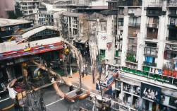 根据您的要求，为您生成一个简洁且SEO友好的疑问标题，，香港一日游怎么玩最精华？，说明，，包含核心关键词， 保留了核心搜索词香港一日游。，疑问句式， 使用怎么玩引导问题，吸引寻找攻略的用户点击。，强调核心价值， 最精华 替代了最佳游记，更直接地指向用户的核心需求——如何在有限的一天内体验香港的精华，比游记更具行动导向性和搜索价值（人们更常搜索怎么玩、攻略而非游记）。，精炼，长度适中。，SEO友好， 结构清晰，关键词前置，符合用户搜索习惯。