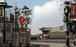 根据您提供的内容，为您生成的简洁、SEO友好疑问标题是，，极地海洋世界周边有什么超越冰雪的奇幻旅程？，理由，，核心关键词前置， 将目标地点极地海洋世界周边放在开头，利于SEO抓取和用户搜索匹配。，明确疑问形式， 使用有什么直接提问，符合用户搜索意图（寻找信息/体验）。，保留核心亮点， 完整包含超越冰雪的奇幻旅程这一核心吸引点和独特卖点。，简洁流畅， 整个标题简洁明了，无冗余词汇，易于阅读和理解。