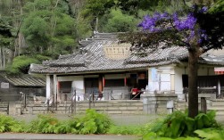 根据生活便利设施生成简洁且SEO友好的疑问标题，，哪些生活便利设施是日常必备？，核心优化点，，疑问句开头 (哪些)，吸引点击，明确是提问形式。，核心关键词 (生活便利设施)，准确包含用户提供的关键词。，价值补充 (日常必备)，增加搜索意图相关性和吸引力，点明其重要性。，简洁性，控制在合理字数内，清晰明了。