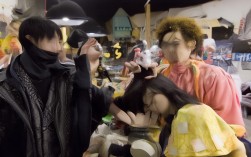 根据您的要求，为您生成简洁且SEO友好的疑问标题，，丽江古城的清晨为何最触动灵魂？，说明，，核心关键词前置， 将丽江古城和清晨这两个最重要的关键词放在标题开头，利于SEO抓取。，疑问句式， 使用为何构成疑问，引发读者好奇和点击欲。，突出核心体验， 用触动灵魂替代原文的灵魂，更直接地传达清晨漫步带来的深刻、独特体验，点明文章主旨。，简洁有力， 标题精炼，信息明确，符合SEO对标题长度的友好要求。，保留核心信息， 完全涵盖了清晨、漫步丽江古城、灵魂/独特体验这三个核心要素。