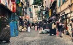 迪士尼周边酒店哪家性价比高？，说明，，疑问式， 以哪家开头，直接形成问题，吸引搜索者点击寻找答案。，核心关键词， 包含核心搜索词迪士尼周边酒店。，用户痛点， 加入了性价比高，这是游客选择周边酒店时最关心的核心因素之一，能精准匹配搜索意图。，简洁明了，直接点题。