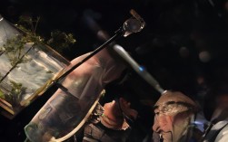 鸟巢和水立方怎样带来震撼体验？，说明，，核心关键词， 直接包含了最重要的地点关键词鸟巢和水立方，这是用户搜索的核心。，疑问句式， 怎样... 是一个常见的疑问句式，能引发好奇，鼓励点击。，突出核心体验， 震撼体验 精准概括了您行程描述的核心感受（震撼之旅），并使用了用户可能搜索的词汇（体验）。，简洁明了， 标题简短有力，易于阅读和理解。，SEO友好， 标题直接围绕用户意图（了解在这两个地点的体验）和核心关键词构建，有利于搜索引擎理解和匹配相关搜索查询（如鸟巢水立方体验、鸟巢水立方震撼吗等）。