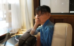 基于您提供的内容，为您生成的简洁且SEO友好的疑问标题如下，，如何在海岸阳光周边实现山海间的诗意栖居？，说明，，疑问句式，以如何开头，符合要求且吸引点击。，核心关键词，完整包含海岸阳光周边、山海间、诗意栖居这三个核心信息点，便于搜索引擎识别。，简洁明了，直接点明主题，没有多余词汇。，强调目标，实现一词点明了文章/内容的核心是提供解决方案或途径，增加价值感。，SEO友好，包含用户可能搜索的关键词组合（海岸阳光周边、诗意栖居、山海间居住）。