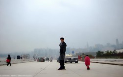 呼和浩特周边有哪些推荐景点？，说明，，核心关键词前置， 呼和浩特周边 直接放在开头，符合搜索习惯且突出核心地域。，疑问句式， 有哪些 是常见的搜索提问方式，能有效吸引点击。，用户意图明确， 推荐景点 精准指向用户搜索周边时最核心的需求——寻找游玩地点。，精炼，没有冗余词汇。，SEO友好， 包含了用户最可能搜索的关键词组合（呼和浩特、周边、景点、推荐）。