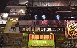 为什么JYP周边店是韩流爱好者的必访朝圣地？，解析，，疑问形式， 使用为什么开头，引发好奇，符合要求。，核心关键词， 包含JYP周边店、韩流爱好者、朝圣地这些核心搜索词。，简洁有力， 直接点明核心主题（朝圣之地）和对象（韩流爱好者），省略了探秘、独特文化体验等次要信息以保持简洁。，SEO友好， 标题包含了用户搜索JYP相关内容时最可能使用的关键词组合，并突出了其特殊地位（必访朝圣地）。，吸引力， 必访朝圣地一词比原文的朝圣之地更具行动号召力，点明了其不容错过的特性。