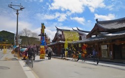 基于你提供的内容，一个简洁且SEO友好的疑问标题可以是，，冬季北京周边自驾，哪里体验冰雪魅力？，理由，，核心关键词完整， 包含了冬季、北京周边、自驾、冰雪这些核心搜索词。，疑问句式吸引点击， 哪里体验是明确的疑问，能引发读者好奇和点击欲。，简洁有力， 字数控制在合理范围内，清晰传达主题。，突出核心体验， 体验冰雪魅力直接点出文章核心——在冰雪世界中寻找独特感受。，符合搜索意图， 用户搜索冬天北京周边自驾时，最关心的就是去哪里玩/体验什么，标题直接回应了这一点。
