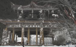 探秘多伦秘境，草原明珠与时光长廊如何深度漫游？，解析，，疑问句式， 以如何提问，符合要求，激发读者兴趣。，核心关键词前置， 探秘多伦秘境放在开头，是最核心的搜索词。，包含关键元素， 明确包含了原标题的核心地点和特色——多伦秘境、草原明珠、时光长廊。，动词引导， 探秘和深度漫游指明了行动和内容深度。，简洁， 字数控制在合理范围，清晰传达主题。，SEO友好， 直接包含用户可能搜索的关键词组合（多伦秘境、草原明珠、时光长廊、深度漫游）。