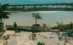 根据要求，为您生成简洁且SEO友好的疑问式标题，，上海周边哪里能一日游体验江南水乡？，说明，，疑问句式， 使用哪里能开头，直接满足疑问标题要求。，核心关键词， 包含核心搜索词上海周边、一日游、江南水乡（替换绮梦为更通用、搜索量更高的水乡）。，简洁性， 标题精炼，突出核心信息（地点、距离、时间、体验内容）。，吸引力， 体验江南水乡点明核心卖点，比绮梦更具象，更能吸引目标用户（寻找短途旅行、江南风情的人）。，SEO友好， 包含用户搜索短途旅行、上海周边游、江南目的地时最可能使用的关键词组合。