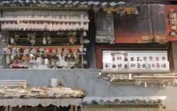 逛完动物园去哪吃？，理由，，简洁， 仅5个字，核心信息明确。，疑问句， 符合要求，能引发读者好奇。，SEO友好， 包含核心关键词动物园和吃，这是用户搜索相关美食推荐时最可能使用的词语（如动物园附近美食、动物园游玩后吃什么）。，涵盖核心内容， 逛完动物园对应漫步动物王国后，去哪吃对应让味蕾开启一场城市寻味之旅，用更口语化和搜索友好的方式表达。，目标明确， 直接点出用户在特定活动（逛动物园）后的需求（找吃的）。