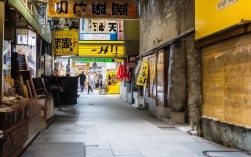 基于您提供的内容，这里是一个简洁且SEO友好的疑问标题，，长沙周边1-2小时车程，有哪些周末小长假好去处？，包含核心关键词，长沙周边、周末小长假、好去处直接命中用户搜索意图。，疑问句式，吸引点击，符合用户搜索去哪玩的问题形式。，明确距离和时间，1-2小时车程、周末小长假清晰设定了范围，过滤目标用户。，简洁易懂，信息明确，没有冗余。