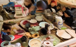 鲁迅故里周边哪里能体验沉浸式江南人文漫步？，说明，，核心关键词前置， 鲁迅故里周边 作为核心地点和关键词放在最前面，利于SEO识别。，突出核心体验， 沉浸式江南人文漫步 清晰点明文章的核心内容和独特体验（沉浸式）。，疑问句式吸引点击， 哪里能体验 采用疑问句式，直接针对用户搜索意图（寻找地点和体验），更具吸引力和点击欲。，简洁明了， 整个标题直接点题，没有冗余词汇，符合简洁要求。，SEO友好， 包含了用户可能搜索的关键词组合，鲁迅故里周边、沉浸式、江南人文、漫步。