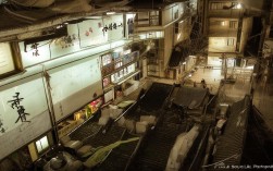 杭州周边哪里能体验山水农家乐？烟火气中的心灵栖居地，核心优化点解析，，疑问句式， 以哪里开头，直接形成疑问，符合要求并吸引点击。，核心关键词前置， 杭州周边、体验、山水农家乐作为最核心的搜索词和主题，放在标题最前面。，突出核心亮点， 用破折号引出核心描述烟火气中的心灵栖居地，简洁凝练地概括了原文的核心价值（烟火气、心灵栖居），保持诗意和吸引力。，简洁有力， 整体长度适中，信息密集，没有冗余词汇。，SEO友好， 包含了目标用户可能搜索的关键词组合，杭州周边、农家乐、山水农家乐、体验。