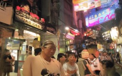 杭州周边哪里寻秘境？山水人文里的诗意栖居！，解析，，疑问形式， 以哪里寻开头，直接引发搜索者好奇和需求。，核心关键词， 包含杭州周边、秘境、山水人文、诗意栖居，这些都是潜在搜索词。，简洁明了， 标题精炼，突出核心吸引力。，吸引力， 秘境和诗意栖居点出内容的独特价值和向往感。，SEO友好， 结构清晰，关键词自然嵌入，符合用户搜索意图。