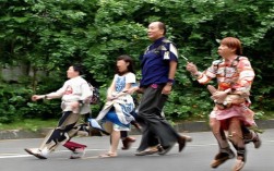 塘沽大海一日游，能逃离忙碌寻宁静吗？，理由，，核心关键词前置， 直接包含核心搜索词塘沽大海一日游。，突出核心价值， 点明原文强调的独特价值——逃离忙碌和寻宁静，这是吸引用户的关键点。，疑问句式， 以问句形式引发读者好奇心和共鸣（你是否也想逃离忙碌？）。，简洁明了， 字数控制在合理范围，清晰传达主题。，包含地域（隐含）， 塘沽本身即指向天津，无需重复天津。，体现体验感， 能...吗？暗示这是一种值得尝试的体验。