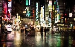 根据您的要求，直接生成的简洁、SEO友好的疑问标题是，，周边景点哪里能寻到山水间的古韵？，理由说明，，疑问句式， 使用了哪里能开头，形成直接的疑问，符合要求。，包含核心关键词， 保留了原文核心要素周边景点、山水、古韵，利于SEO。，简洁明了， 语言精炼，没有多余词汇。，寻到更生动， 比藏更具主动探索的意味，吸引点击。，符合原意， 准确传达了在周边山水景点中探寻古老韵味的核心主题。