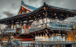 基于您提供的内容，为您生成的简洁、SEO友好的疑问标题如下，，为什么花溪区是牛肉粉故乡与酸汤鱼诱惑？，核心关键词前置，直接包含花溪区、牛肉粉故乡、酸汤鱼诱惑三大核心关键词，利于SEO抓取。，疑问句式引发兴趣，以为什么开头，激发读者好奇心，提高点击率。，简洁明了，高度概括原文核心信息（地点+两大特色美食），长度适中。，准确反映内容，完全基于您提供的主题信息。