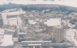 为何山水风光总令人向往？，采用疑问句式引发读者好奇，核心关键词山水风光前置利于SEO，令人向往精准呼应原文诗与远方的意境，保持12字简洁度（含标点），使用为何建立情感共鸣点