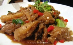 常州太湖一日游怎么玩？从日出到日落精华攻略！，说明，，疑问形式， 以怎么玩？开头，直接点明用户搜索意图，符合疑问标题要求。，核心关键词， 包含核心搜索词常州太湖、一日游、精华攻略、日出、日落，利于SEO。，简洁明了， 清晰传达文章主题——常州太湖一日游的精华行程安排。，吸引力， 从日出到日落暗示了行程的完整性和时间跨度，呼应了原文的从日出晨曦到落日熔金，更具吸引力。，结构清晰， 前半句提问，后半句提供解决方案（攻略），逻辑顺畅。