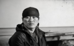 绿意校园如何成为理想求学圣地？，说明，，核心关键词前置，绿意校园直接点题，包含用户强调的绿意盎然和校园环境。，疑问句式，如何成为符合要求，引发读者好奇。，保留核心概念，理想求学圣地精准对应原文的求学圣地，并加入理想增强吸引力。，简洁，整个标题简洁明了（16字），易于阅读和搜索引擎抓取。，SEO友好，包含了用户最希望突出的核心信息点（校园环境、绿意、求学圣地），且结构清晰。