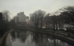 如何玩转伊斯兰堡一日游？必去景点有哪些？，说明，核心关键词前置， 伊斯兰堡一日游作为核心搜索词直接放在标题开头，利于SEO。，疑问句式， 如何玩转...？和...有哪些？使用疑问句，更能吸引点击，符合用户搜索意图（寻找攻略、景点推荐）。，包含关键信息， 明确点出一日游和必去景点，直接回答用户最关心的问题（时间限制和核心景点）。，简洁有力， 标题长度适中，信息明确，没有冗余词汇。，行动号召（隐含）， 玩转一词暗示了这是一份实用指南。