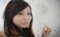 基于您提供的内容，这里是一个简洁且SEO友好的疑问标题，，海阳周边哪里体验海滨小镇悠闲一日游？，说明，，包含核心关键词， 海阳周边、海滨小镇、悠闲、一日游 都是用户搜索的核心词汇，利于SEO。，疑问句式， 直接以用户可能的搜索问题形式呈现（哪里体验？），吸引点击。，简洁明了， 清晰表达了地点、核心体验（海滨小镇悠闲）和时间（一日游）。，突出核心体验， 体验和悠闲直接点明文章主旨。