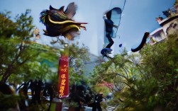 湛江周边哪里好玩？推荐必去景点！，说明，，核心关键词前置， 湛江周边 放在最前面，符合搜索习惯和SEO要求。，疑问句式， 哪里好玩？ 是用户搜索周边游时最常问的核心问题，直接命中需求，吸引点击。，增加吸引力， 推荐必去景点！ 提供价值承诺（推荐），并强调必去增加吸引力，同时补充了核心关键词景点。，简洁性， 整个标题简洁明了，信息集中，没有冗余词汇。，SEO友好， 包含了目标关键词湛江周边、景点，以及用户搜索意图词哪里好玩、推荐。