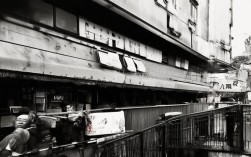 根据要求，为您生成的简洁、SEO友好疑问标题如下，，斯米兰群岛一日游值得去吗？拥抱安达曼海的蓝宝石梦境！，核心优化点，，疑问句式， 值得去吗？ 是用户搜索旅游项目时常见的疑问，直接切入用户决策点，提高点击率。，包含核心关键词， 明确包含斯米兰群岛、一日游、安达曼海等用户搜索的核心目的地和产品关键词。，保留吸引力词汇， 蓝宝石梦境生动形象，保留了原文的吸引力，激发兴趣。，简洁明了， 长度适中，信息完整，易于阅读和理解。