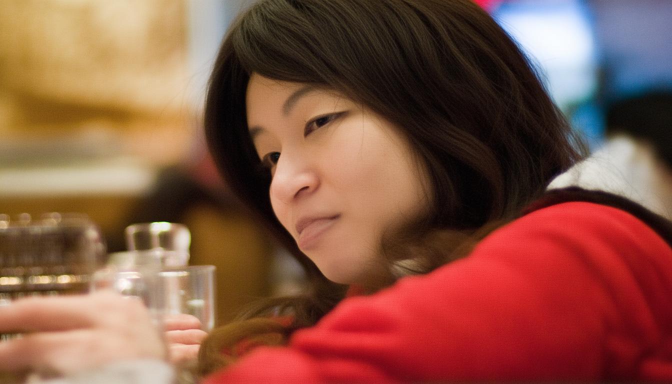 基于您提供的内容，这里是一个简洁且SEO友好的疑问标题，，丹东朝鲜一日游需要护照吗？，理由说明，，核心疑问点， 内容重点在护照攻略，游客最关心、搜索最多的核心问题就是需不需要护照或护照要求是什么。，关键词精准， 直接包含主要关键词丹东、朝鲜一日游、护照，符合搜索意图。，简洁明了， 标题简短清晰，直接点出用户最想知道的痛点信息。，疑问句式， 以吗？结尾，形成明确的疑问句，更能吸引点击和搜索匹配。，SEO友好， 包含目的地、活动类型和核心需求的关键词组合，利于搜索引擎抓取和排名。-图1