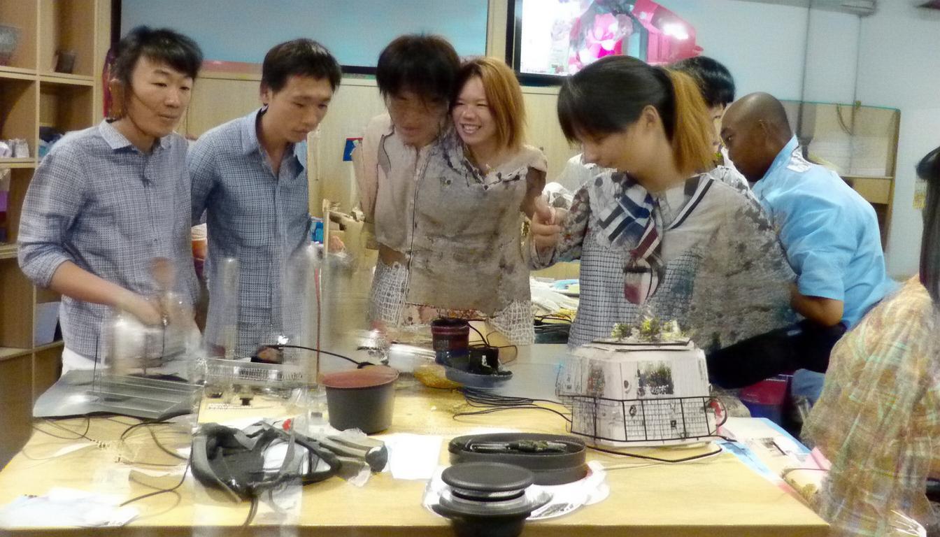 基于沈阳故宫，历史与皇家的缩影这一核心内容，为您生成的简洁且SEO友好的疑问标题如下，，沈阳故宫如何见证清朝皇家历史？，说明，，核心关键词前置，沈阳故宫作为核心搜索词放在开头。，疑问句式吸引点击，如何见证... 引发读者好奇，想知道具体答案。，突出核心价值点，清晰点明清朝皇家历史这一核心主题。，包含核心概念，保留了见证（原缩影的动态表达）和皇家历史。，简洁明了，符合标题长度要求，信息传达直接有效。-图2