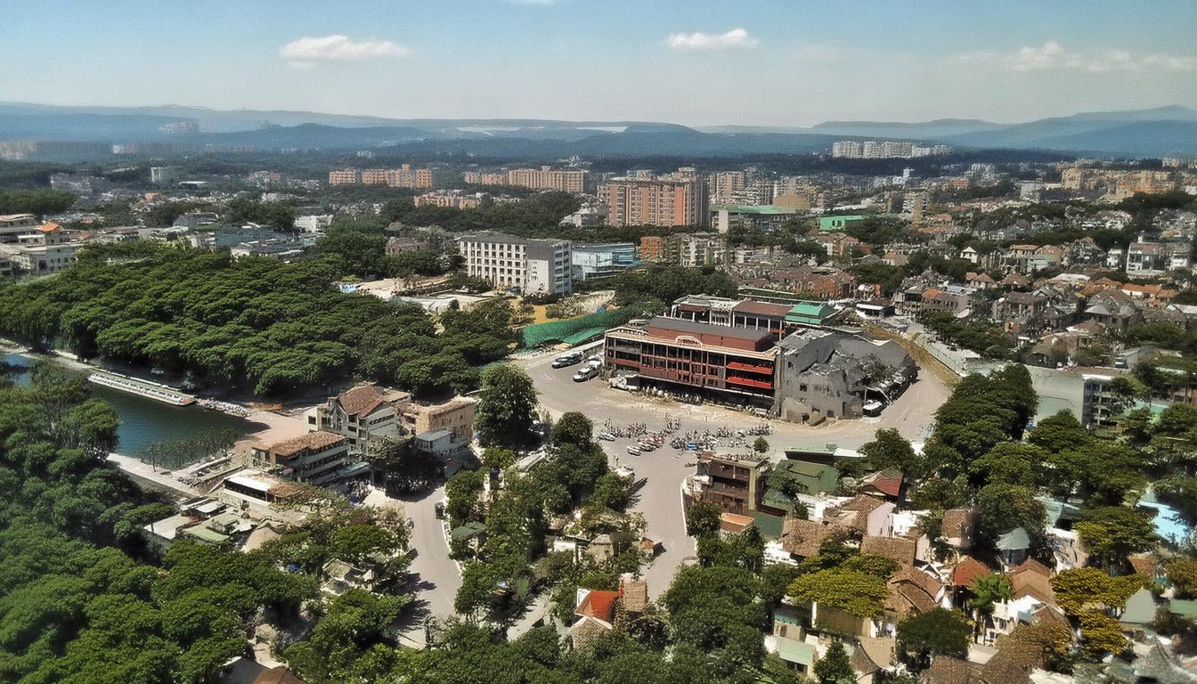 根据您的要求，为您生成简洁且SEO友好的疑问标题，，武隆喀斯特地貌值得探险吗？，理由说明，，核心关键词， 完整包含用户提供的核心关键词武隆喀斯特地貌和探险。，疑问句式， 使用值得...吗？的疑问句式，天然吸引点击，符合用户搜索习惯（如XX值得去吗？是常见搜索模式）。，简洁明了， 标题非常简短，核心信息突出，没有冗余词汇。，SEO友好， 包含目标关键词组合，且疑问形式匹配潜在用户的搜索意图（评估探险价值）。-图2