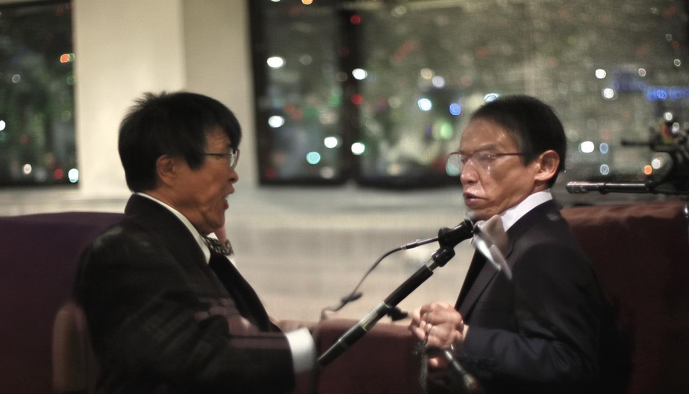 根据您提供的内容，直接生成的简洁、SEO友好疑问标题是，，文物之美如何走进现代生活？，解析，，核心关键词， 直接提取原文核心文物之美作为搜索关键词。，核心动作/目标， 聚焦原文核心概念走入日常，转化为更具体、更易搜索的走进现代生活。，疑问句式， 使用如何引导疑问，吸引点击并符合SEO对标题吸引力的要求。，简洁性， 非常精炼，仅包含核心要素（文物、现代生活、如何连接）。，SEO友好， 包含用户可能搜索的核心词（文物、现代生活），清晰表达了内容主旨（文物与现代生活的连接方式）。-图1