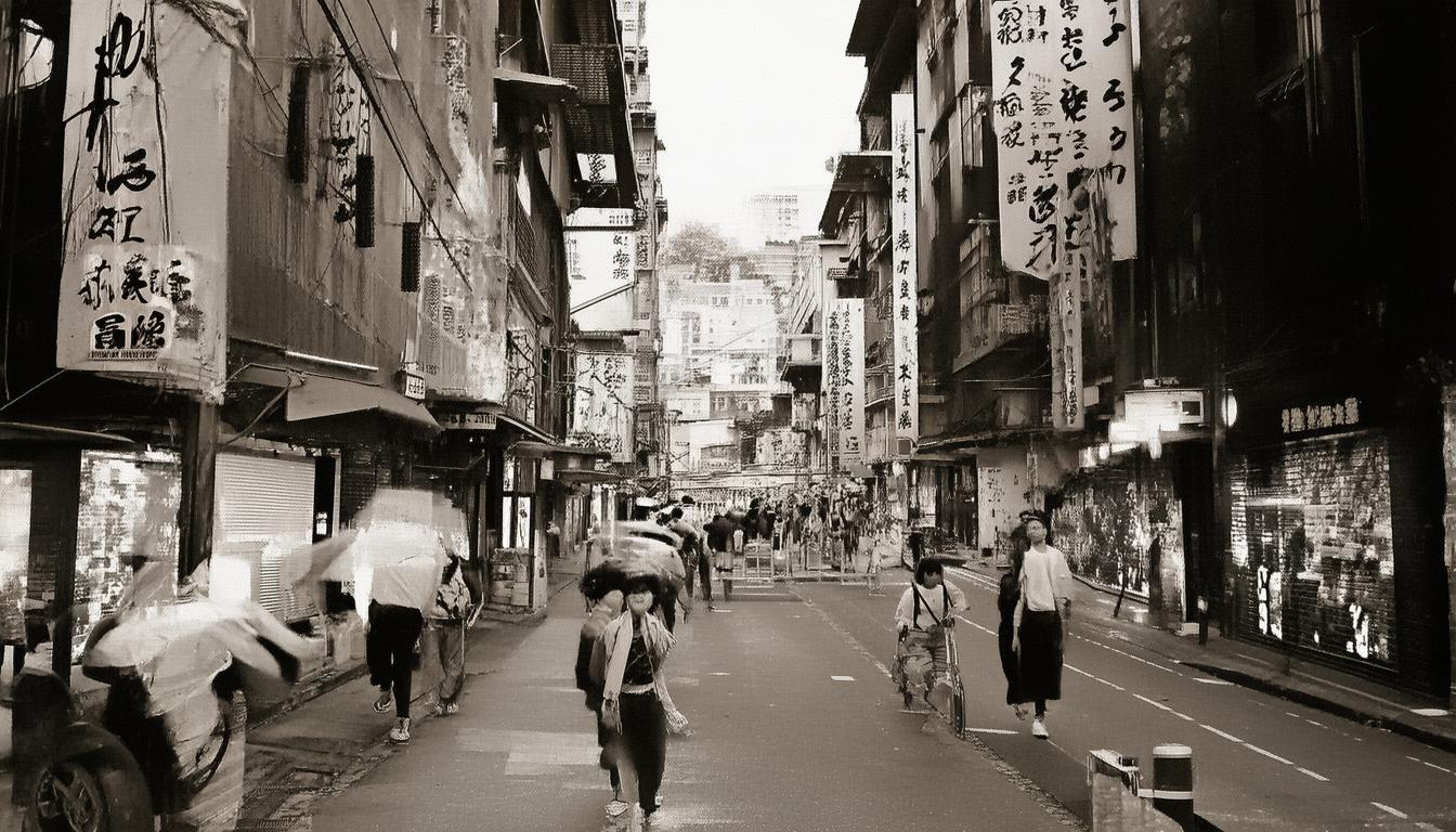 如何在一天内从早到晚玩转深圳精华？，说明，，疑问句式， 以如何开头，直接引发目标读者（计划一日游的游客）的疑问和兴趣。，核心关键词， 包含最重要的搜索关键词深圳、一天、精华、玩转，符合用户搜索意图（一日游攻略）。，时间线索清晰， 从早到晚 直接对应原文的从晨曦到星光，简洁明了地传达时间跨度。，动词有力， 玩转 比体验更主动、更具吸引力，暗示高效和深度体验。，长度适中，信息传达高效。，目标明确， 清晰指向深圳一日精华游的核心内容。-图2