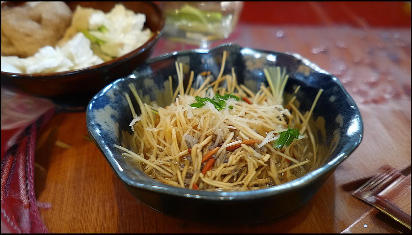 根据您的要求，直接生成的简洁、SEO友好的疑问标题是，，北京周边哪里找远离喧嚣的农家院自然乐园？，核心关键词前置，以北京周边开头，符合搜索习惯。，包含核心信息，明确包含农家院、远离喧嚣、自然乐园等关键元素。，疑问句式吸引点击，使用哪里找提问，引发读者兴趣。，简洁明了，直接点明核心诉求和目的地特色。，SEO友好，整合了用户可能搜索的关键词组合（北京周边农家院、远离喧嚣、自然乐园）。-图2