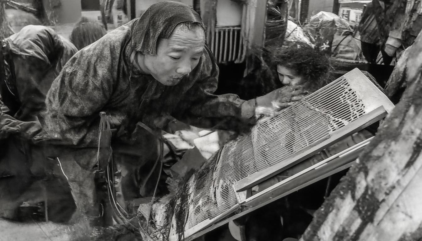 上海周边海岸线哪里蔚蓝？探秘风情体验！，理由说明，，包含核心关键词， 直接包含了用户内容中的核心搜索词上海周边、海岸线、蔚蓝、秘境（用探秘体现）、风情体验，利于SEO。，疑问句式， 使用哪里提问，符合用户搜索上海周边蔚蓝海岸时的疑问意图，能吸引点击。，简洁明了， 标题简短有力，信息点集中，易于阅读和理解。，突出吸引力， 蔚蓝和探秘风情体验点明了文章的核心价值和吸引力（美景+独特体验）。，SEO友好， 结构清晰，关键词前置且自然组合，符合搜索引擎对标题的抓取偏好。-图2