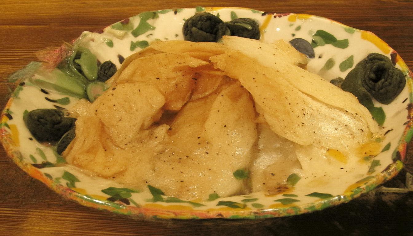 基于遵义红色一日游，触摸历史的脉搏的核心内容，为您生成简洁、SEO友好的疑问标题如下，，遵义红色旅游一日怎么玩？，核心关键词前置， 遵义红色旅游 直接包含核心地点和主题，利于搜索引擎抓取。，明确时间范围， 一日 清晰表明行程时长，符合用户搜索习惯（如一日游、一日攻略）。，疑问句式吸引点击， 怎么玩？ 是常见搜索问题句式，能有效吸引目标用户（计划行程者）点击。，简洁明了， 语言精炼，直接点明主题，无冗余信息。，覆盖核心诉求， 隐含了规划、体验、攻略等用户潜在搜索意图。-图2