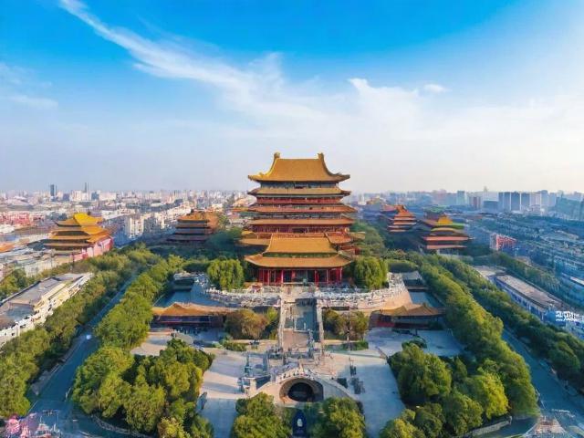 西安周边宝藏玩法哪里找?本地向导亲荐深度体验!,理由说明,,疑问形式, 以哪里找?开头,直接构成疑问句,吸引点击,符合要求。,核心关键词前置, 西安周边宝藏玩法作为核心搜索词放在最前面,利于SEO。,突出权威性, 本地向导亲荐强调内容的可靠性和独特性,增加吸引力。,强调体验价值, 深度体验点明内容核心价值,区别于普通攻略。,简洁有力, 整个标题精炼地概括了内容核心,没有冗余词汇。,SEO友好, 包含了用户可能搜索的关键词组合(西安周边、宝藏玩法、本地向导、深度体验)。-图3 西安周边宝藏玩法哪里找?本地向导亲荐深度体验!,理由说明,,疑问形式, 以哪里找?开头,直接构成疑问句,吸引点击,符合要求。,核心关键词前置, 西安周边宝藏玩法作为核心搜索词放在最前面,利于SEO。,突出权威性, 本地向导亲荐强调内容的可靠性和独特性,增加吸引力。,强调体验价值, 深度体验点明内容核心价值,区别于普通攻略。,简洁有力, 整个标题精炼地概括了内容核心,没有冗余词汇。,SEO友好, 包含了用户可能搜索的关键词组合(西安周边、宝藏玩法、本地向导、深度体验)。-图3