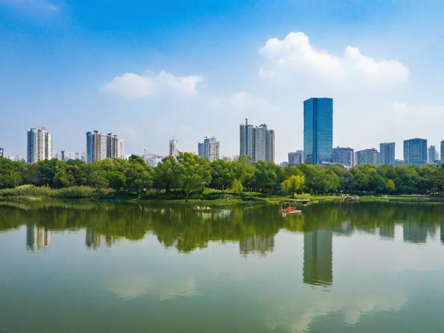 合肥南艳湖为何被誉为城市生态绿洲与生活新地标?-图1 合肥南艳湖为何被誉为城市生态绿洲与生活新地标?-图1