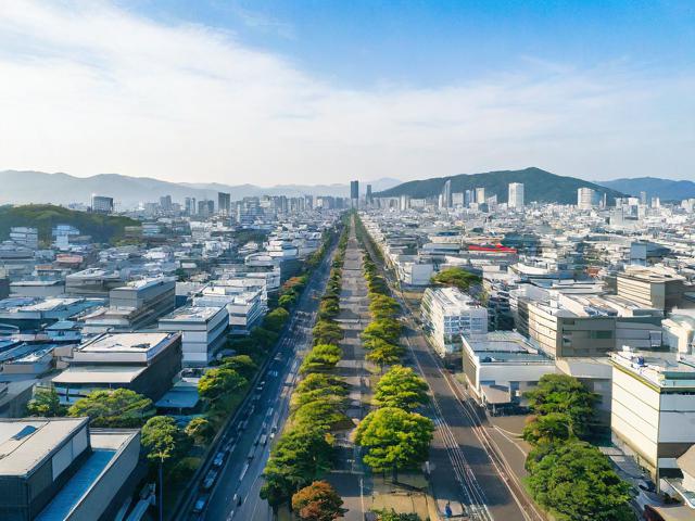 福冈周边有哪些核心区域？，说明，，疑问句式， 使用有哪些开头，直接引发搜索者好奇心，符合SEO优化中吸引点击的常见策略。，核心关键词， 包含福冈周边和核心区域这两个核心关键词，准确反映您的内容主题。，简洁直接， 标题简短明了，易于阅读和理解。，SEO友好， 包含了目标用户最可能搜索的关键词组合。-图3