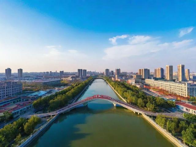 基于您提供的内容，为您生成的简洁且SEO友好的疑问标题如下，，廊坊为何是京津走廊上的惊喜目的地？，说明，，核心关键词前置，以廊坊开头，直接点明主题，利于搜索。，突出核心价值，包含核心信息点京津走廊和惊喜目的地。，疑问句式吸引点击，用为何提问，引发读者好奇，想知道廊坊惊喜在何处。，简洁明了，长度适中，清晰传达文章主旨。，SEO友好，包含目标用户可能搜索的关键词组合廊坊、京津走廊、目的地。-图3