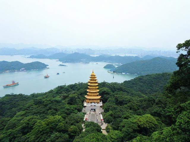 基于您提供的内容,生成的简洁且SEO友好的疑问标题为,,为什么鼎湖山被誉为自然绿肺与佛教圣地?,直接使用核心关键词鼎湖山、自然绿肺、佛教圣地,采用疑问句式,吸引点击,简洁明了,准确概括原文核心信息,被誉为突出其公认地位,增加吸引力-图2 基于您提供的内容,生成的简洁且SEO友好的疑问标题为,,为什么鼎湖山被誉为自然绿肺与佛教圣地?,直接使用核心关键词鼎湖山、自然绿肺、佛教圣地,采用疑问句式,吸引点击,简洁明了,准确概括原文核心信息,被誉为突出其公认地位,增加吸引力-图2