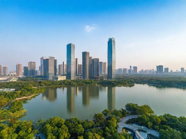 东湖核心区居住能否兼顾湖景与便利?-图2 东湖核心区居住能否兼顾湖景与便利?-图2