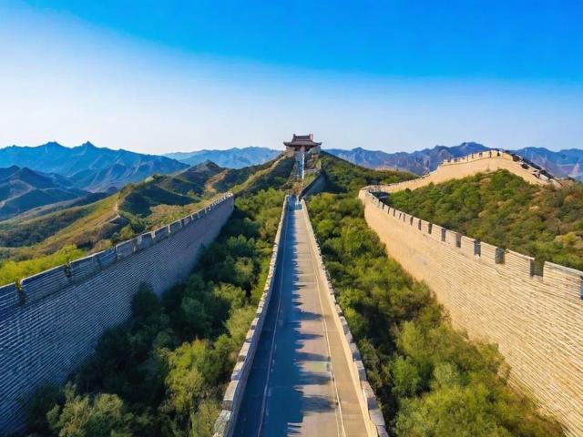 京北明珠昌平一日游怎么玩？，说明，，核心关键词前置， 京北明珠昌平一日游 直接包含最重要的地点（昌平）、特色定位（京北明珠）和核心需求（一日游）。，疑问句式， 怎么玩？ 是常见的搜索意图表达，符合用户寻找攻略和指南的需求，对SEO友好且能引发点击。，简洁明了， 标题非常简短，直接点出核心信息。，保留核心元素， 完全保留了京北明珠、昌平、一日游这几个核心信息点。-图1
