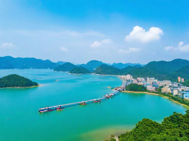 基于您提供的内容惠安旅游攻略一日游,生成的简洁、SEO友好的疑问标题如下,,惠安一日游怎么安排?,说明,,核心关键词前置, 惠安一日游 是核心搜索词,放在标题开头最利于SEO。,疑问句式, 使用怎么安排?符合用户搜索意图(寻找攻略、行程规划),能吸引点击。,简洁明了, 标题短小精悍,直接点明主题,没有冗余信息。,包含关键信息, 包含了地点(惠安)、时间(一日)、目的(游/攻略)。-图2 基于您提供的内容惠安旅游攻略一日游,生成的简洁、SEO友好的疑问标题如下,,惠安一日游怎么安排?,说明,,核心关键词前置, 惠安一日游 是核心搜索词,放在标题开头最利于SEO。,疑问句式, 使用怎么安排?符合用户搜索意图(寻找攻略、行程规划),能吸引点击。,简洁明了, 标题短小精悍,直接点明主题,没有冗余信息。,包含关键信息, 包含了地点(惠安)、时间(一日)、目的(游/攻略)。-图2