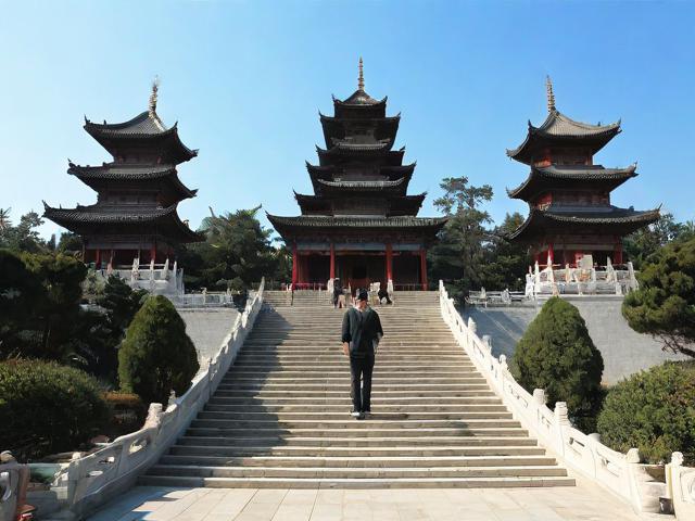史家朝圣为何要选辰时(7:00-9:00)?时间奥秘解析-图1 史家朝圣为何要选辰时(7:00-9:00)?时间奥秘解析-图1