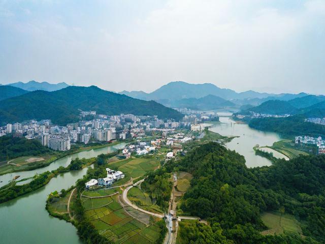 为什么选择湾里?揭秘其独特优势与吸引力-图2 为什么选择湾里?揭秘其独特优势与吸引力-图2