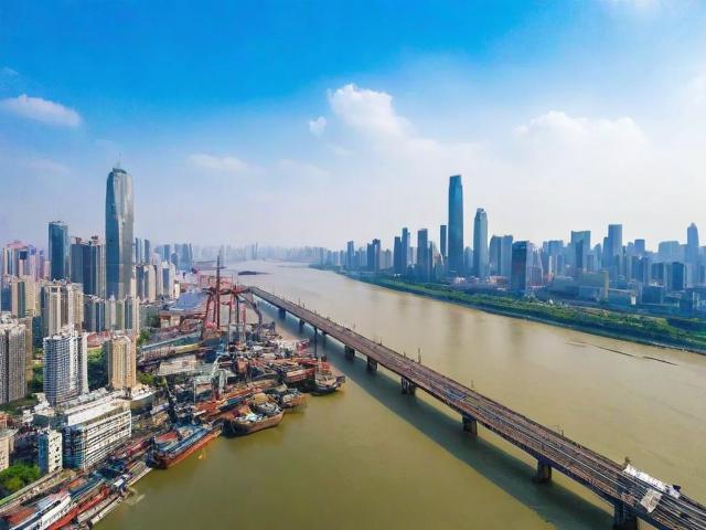 武汉港一日游专线值得体验吗?解锁江城精华全攻略-图1 武汉港一日游专线值得体验吗?解锁江城精华全攻略-图1