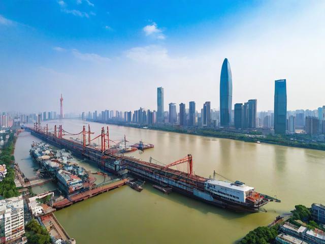武汉港一日游专线值得体验吗?解锁江城精华全攻略-图2 武汉港一日游专线值得体验吗?解锁江城精华全攻略-图2