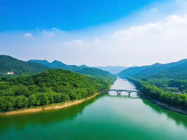 鞍山周边一日游去哪?探秘山水人文交织的宝藏路线-图1 鞍山周边一日游去哪?探秘山水人文交织的宝藏路线-图1